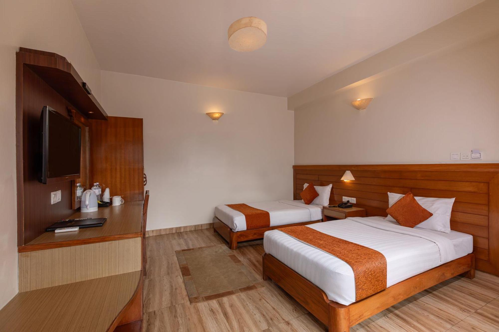 Mount View Hotel 4*
